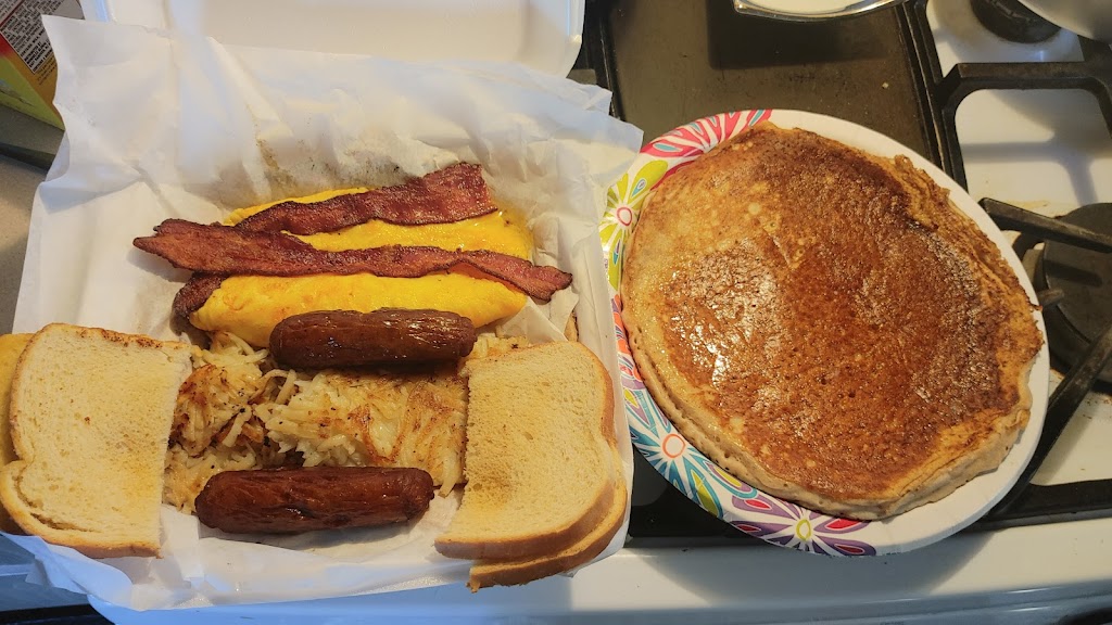 Wood Shed Cafe | restaurant | 2232 AZ-260, Overgaard, AZ 85933, USA | 9285353700 OR +1 928-535-3700