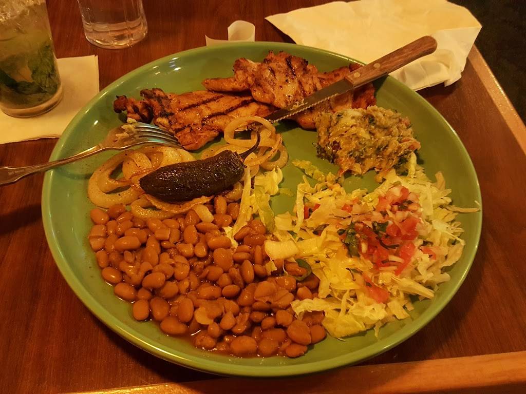 Los Bigotes De Villa | restaurant | 668 Strander Blvd, Tukwila, WA 98188, USA | 4252718017 OR +1 425-271-8017