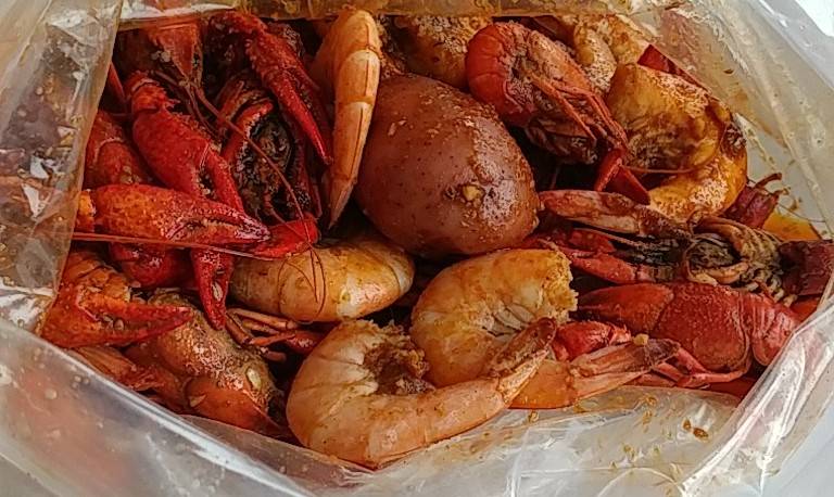 Red Claws Crab Shack | restaurant | 4629 S Cooper St #111, Arlington, TX 76017, USA | 8176425431 OR +1 817-642-5431