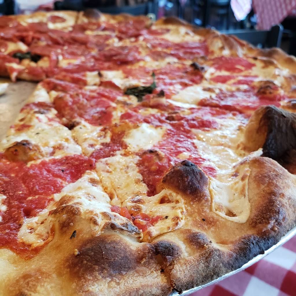 Grimaldis Pizzeria | restaurant | 20715 N Pima Rd f115, Scottsdale, AZ 85255, USA | 4805155588 OR +1 480-515-5588