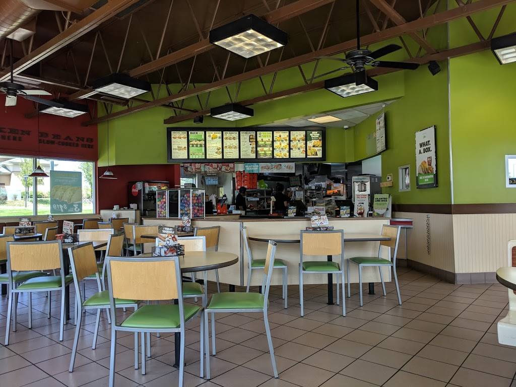 Del Taco | meal takeaway | 1651 S Jordan Pkwy, South Jordan, UT 84095, USA | 8012531831 OR +1 801-253-1831
