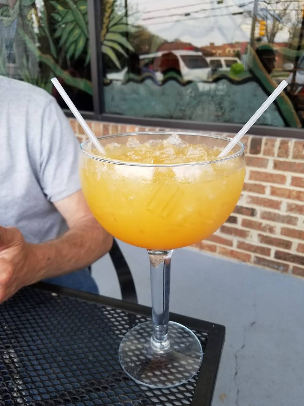 Los Tres Amigos Michigan Center | restaurant | 328 5th St, Michigan Center, MI 49254, USA | 5177640600 OR +1 517-764-0600