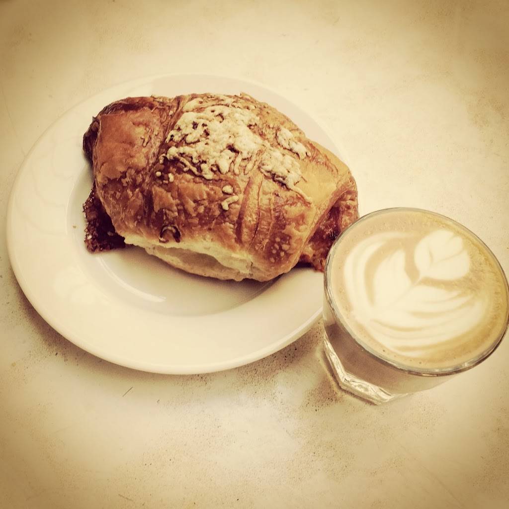 Sisters | restaurant | 900 Fulton St, Brooklyn, NY 11238, USA | 3477632537 OR +1 347-763-2537