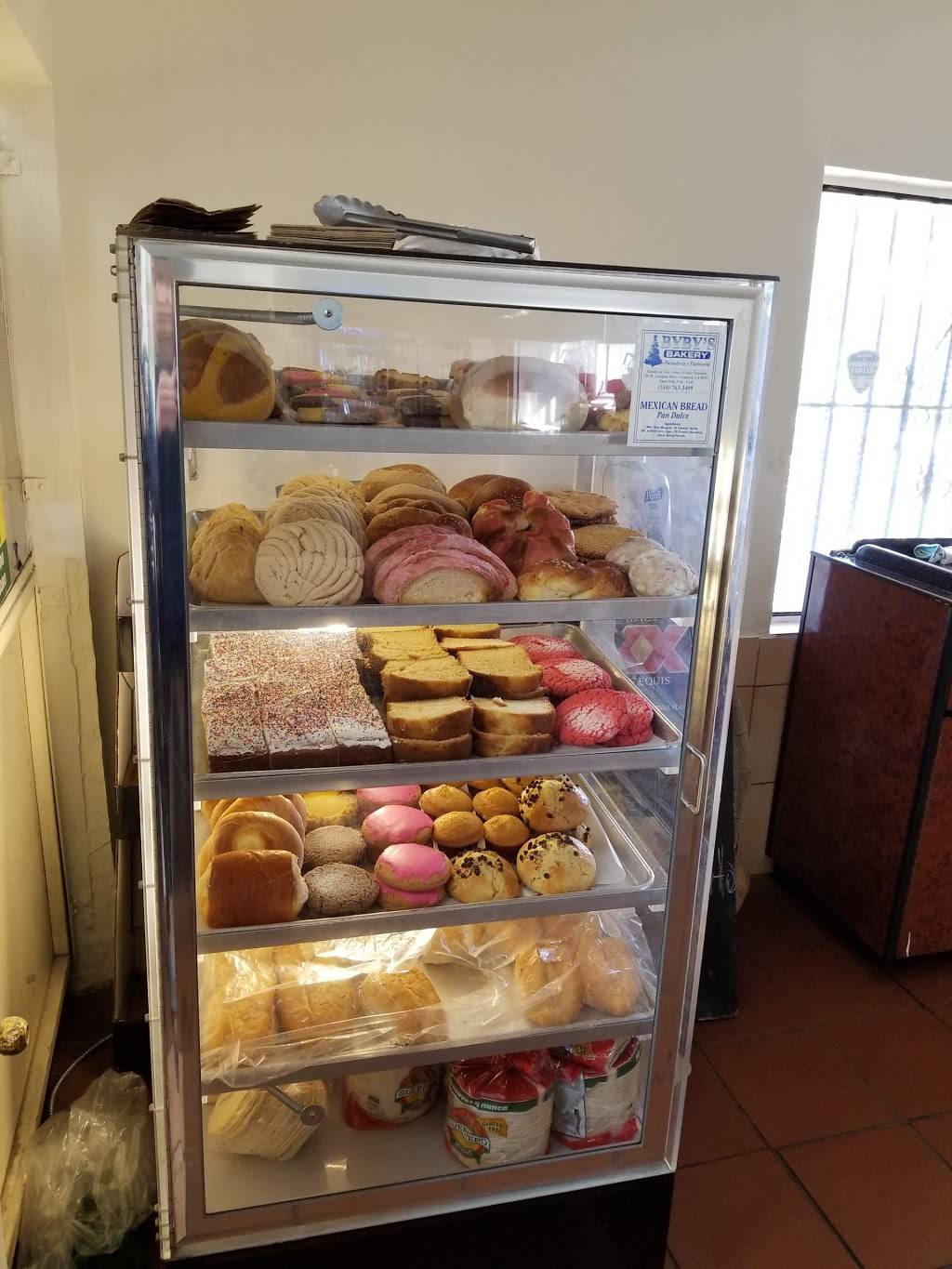 La Chiquita Market | restaurant | 5555 Holmes Ave, Los Angeles, CA 90058, USA | 3235832311 OR +1 323-583-2311