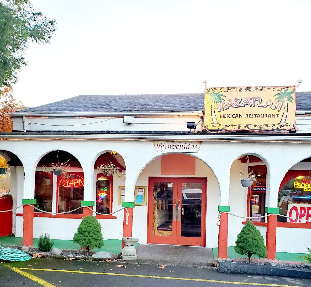 Matzatlan Mexican Restaurant | restaurant | 47720 School St, Oakridge, OR 97463, USA | 5417825589 OR +1 541-782-5589