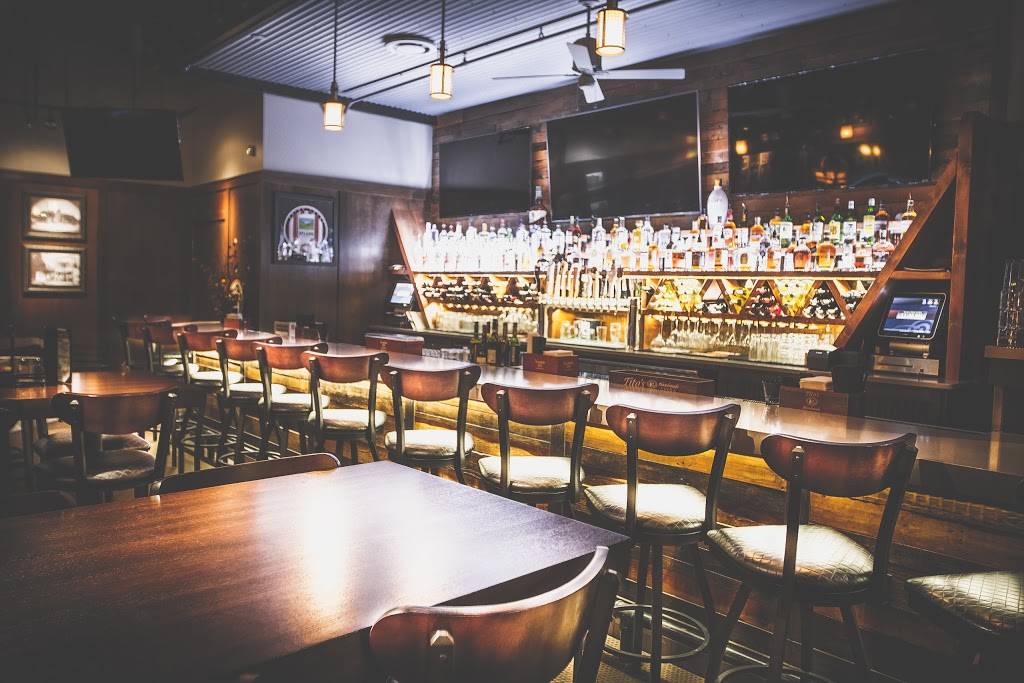 Rosatis Pizza | restaurant | 10755 Broadway, Crown Point, IN 46307, USA | 2192814500 OR +1 219-281-4500