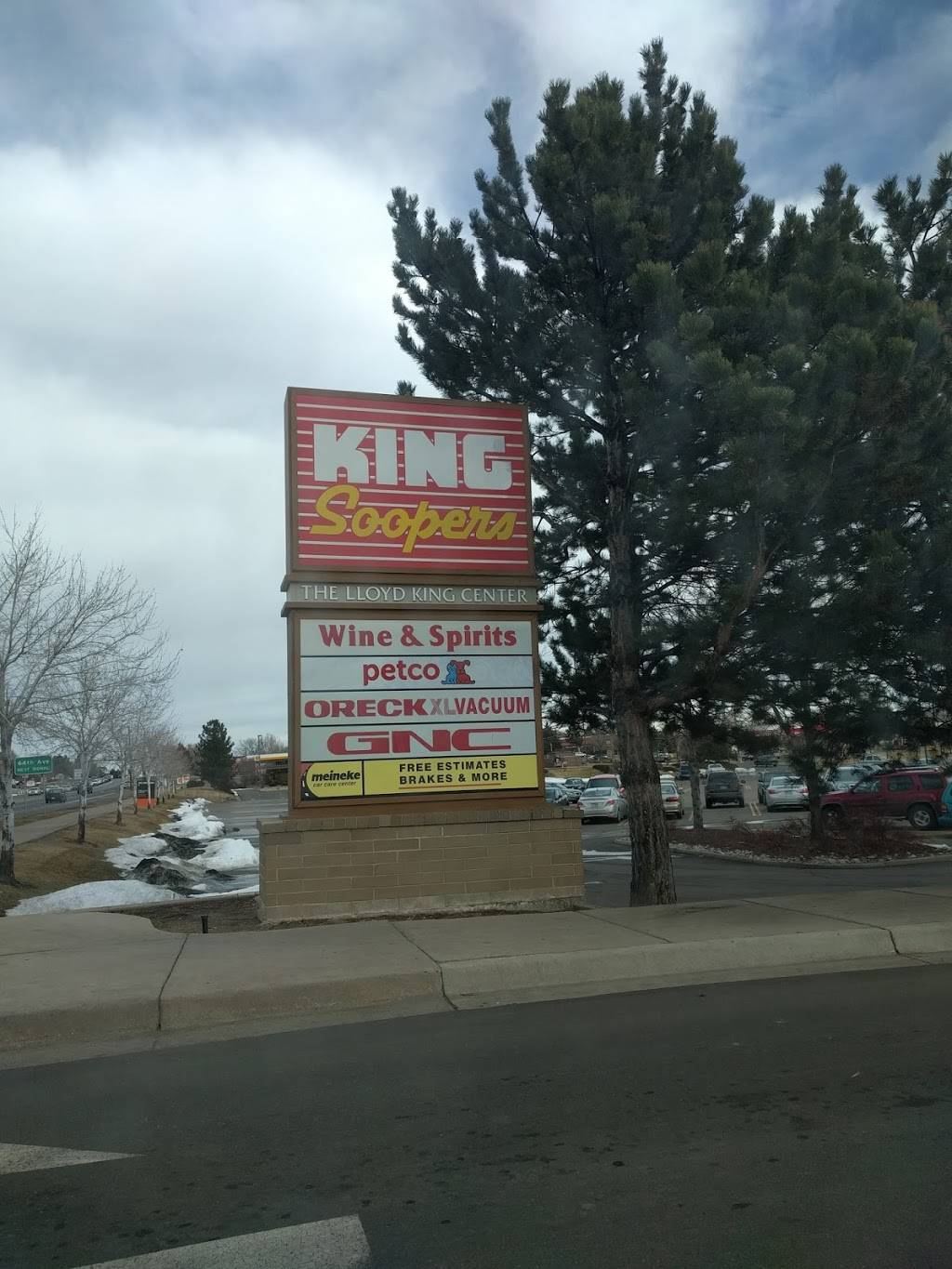 Lloyd King Center | shopping mall | 6350 Sheridan Boulevard, Arvada, CO 80003, USA | 3033005300 OR +1 303-300-5300
