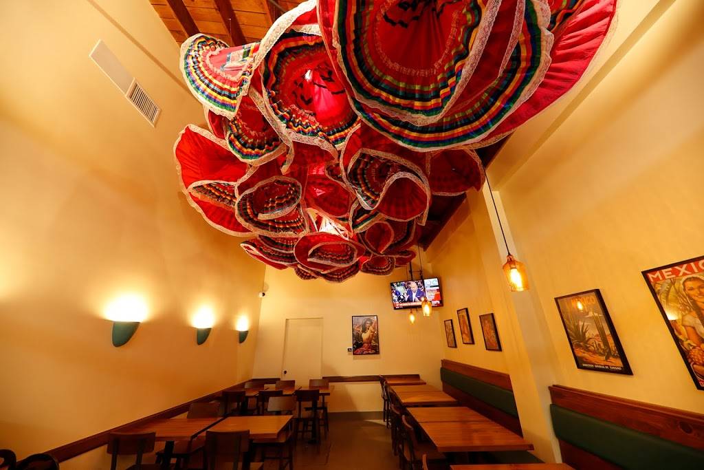 Rodeo Mexican Grill | restaurant | 1717 Sunset Blvd, Los Angeles, CA 90026, USA | 2132909495 OR +1 213-290-9495