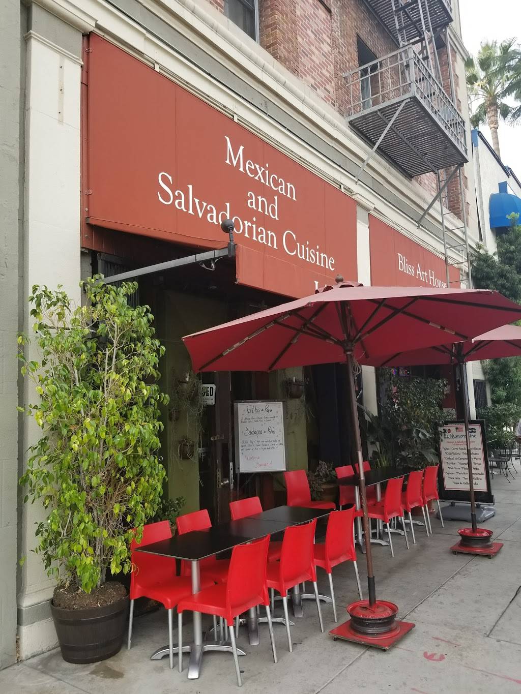 La Numero Uno | restaurant | 1247 Vine St, Los Angeles, CA 90038, USA | 3239571111 OR +1 323-957-1111