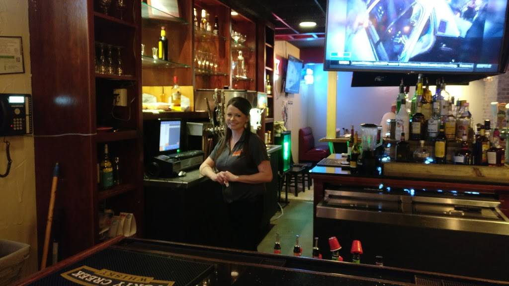 Flames | restaurant | 1917 Martin Dr, Weatherford, TX 76086, USA | 8175980773 OR +1 817-598-0773