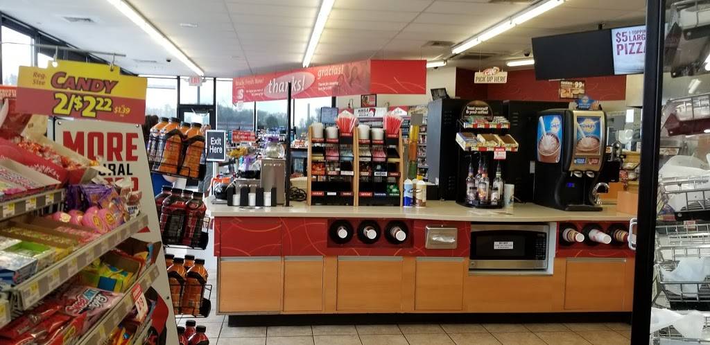 Speedy Café | restaurant | 2125 IN-13, Pierceton, IN 46562, USA | 5745942941 OR +1 574-594-2941