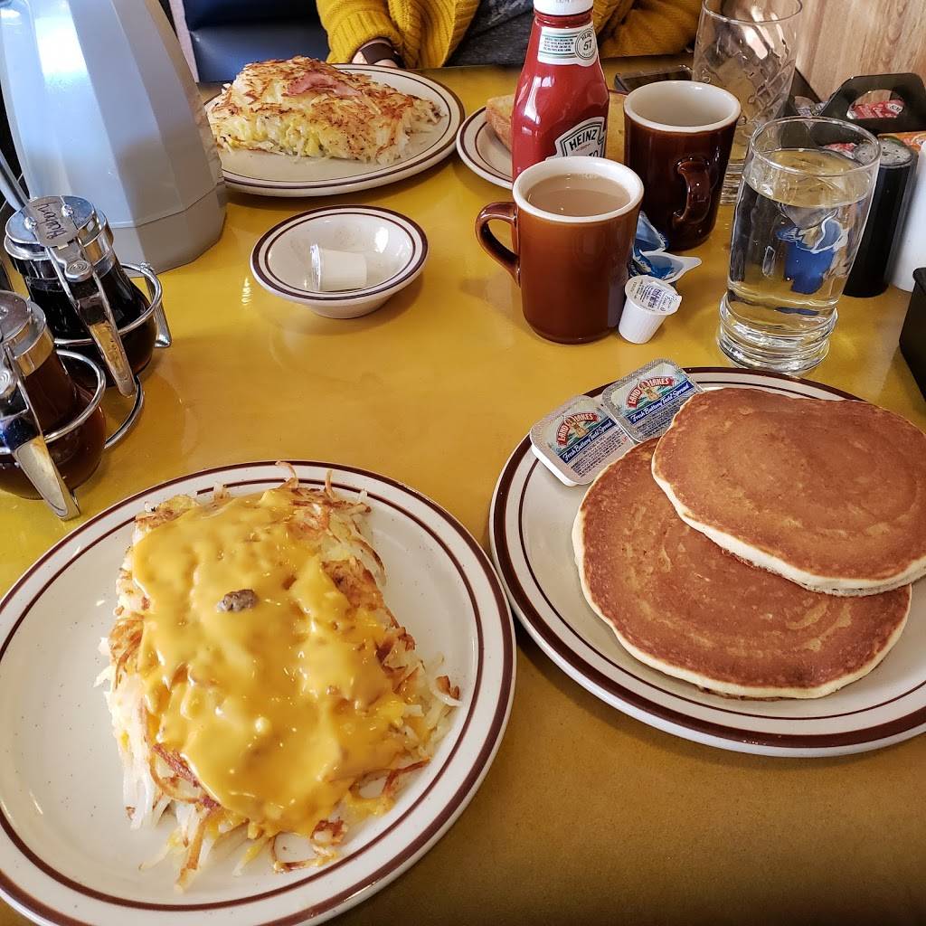 Scotts | restaurant | 1906 Blairs Ferry Rd NE, Cedar Rapids, IA 52402, USA | 3195504517 OR +1 319-550-4517