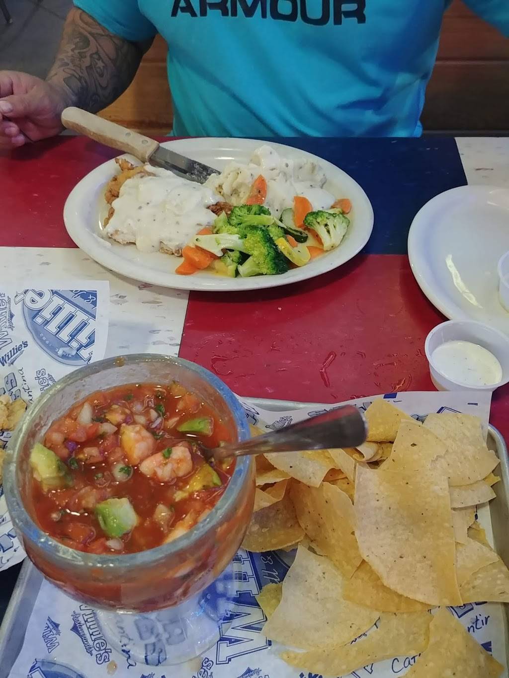 Willies Grill & Icehouse | restaurant | 3481 E Sam Houston Pkwy S, Pasadena, TX 77505, USA | 2819911400 OR +1 281-991-1400