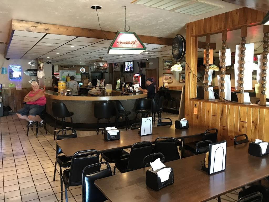 Basils II | restaurant | 5595 S, Co Hwy P, Denmark, WI 54208, USA | 9208638454 OR +1 920-863-8454