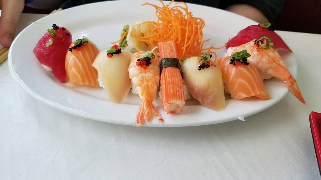 Jk Thai & Sushi | restaurant | 116 E 5th Ave, Mt Dora, FL 32757, USA | 3523854700 OR +1 352-385-4700