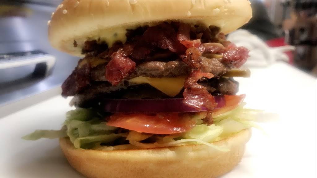 Ivanhoe Drive In | restaurant | 32841 Rd 160, Ivanhoe, CA 93235, USA | 5597982133 OR +1 559-798-2133