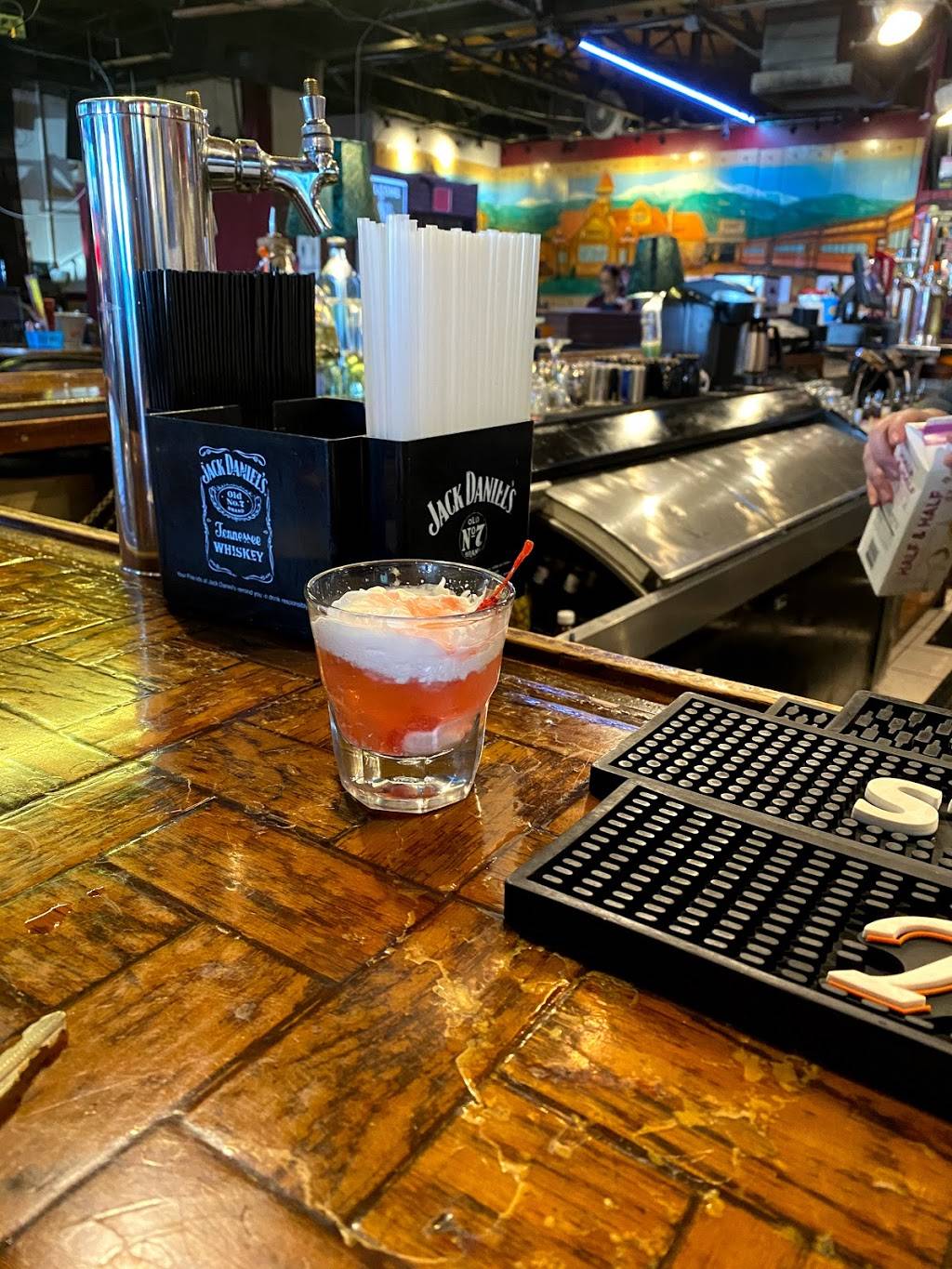 PEAK 31 @ Union Station | night club | 2419 N Union Blvd, Colorado Springs, CO 80909, USA | 7192277168 OR +1 719-227-7168