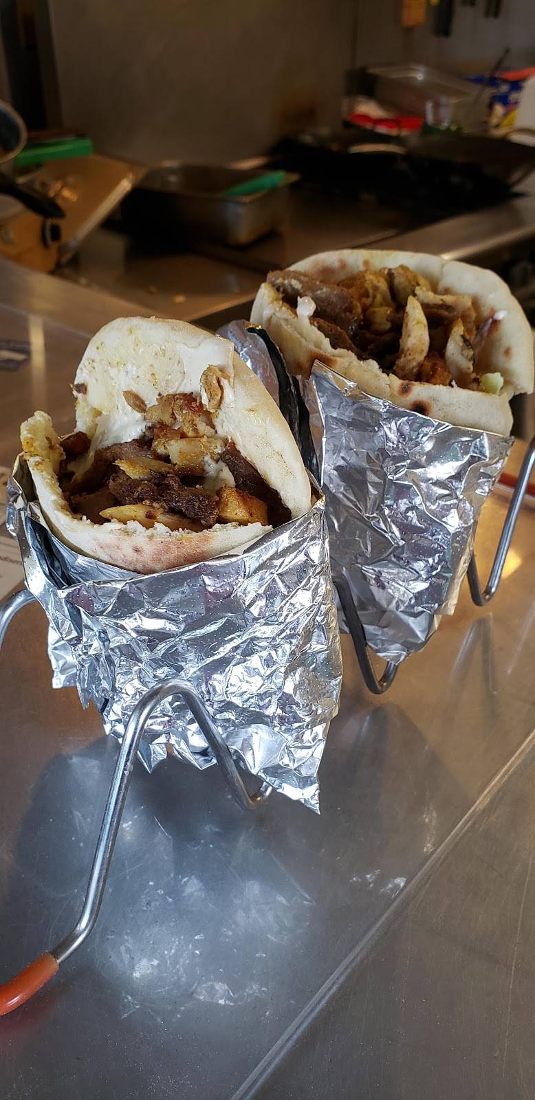 Falafel King | restaurant | 900-998 Gambell St, Anchorage, AK 99501, USA | 9072584328 OR +1 907-258-4328