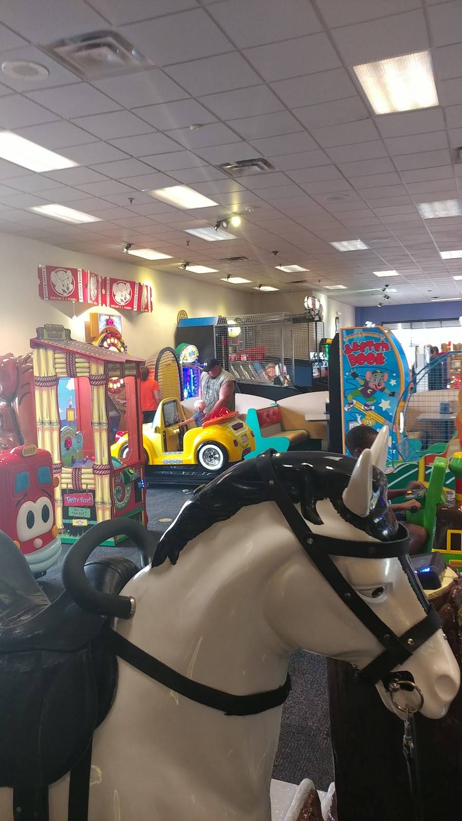 Chuck E. Cheese | restaurant | 8225 Kingston Pike, Knoxville, TN 37919, USA | 8656708586 OR +1 865-670-8586