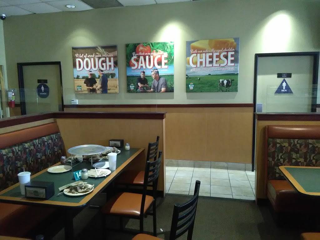 Round Table Pizza | meal delivery | 2408 W Victory Blvd, Burbank, CA 91506, USA | 8188457613 OR +1 818-845-7613