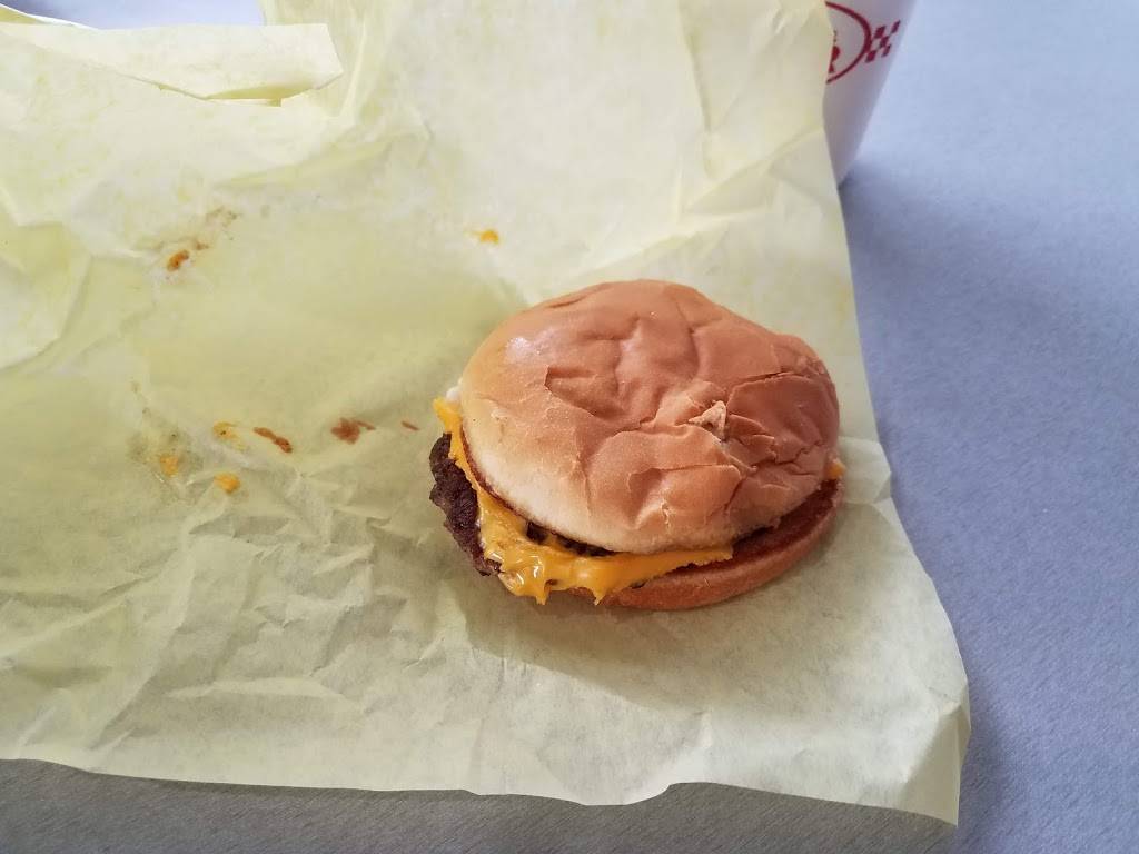 Hometown Burger | restaurant | 9390 Huebner Rd, San Antonio, TX 78240, USA | 2102578732 OR +1 210-257-8732