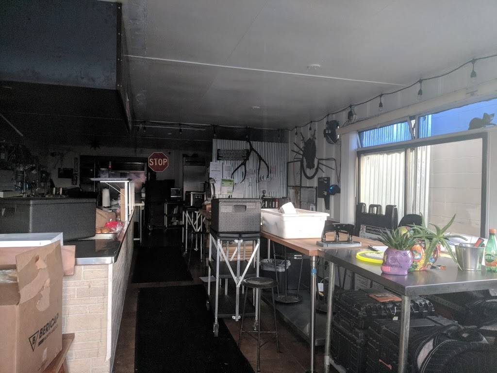 The Boneyard | restaurant | 1225 San Mateo Ave, San Bruno, CA 94066, USA | 4159907208 OR +1 415-990-7208