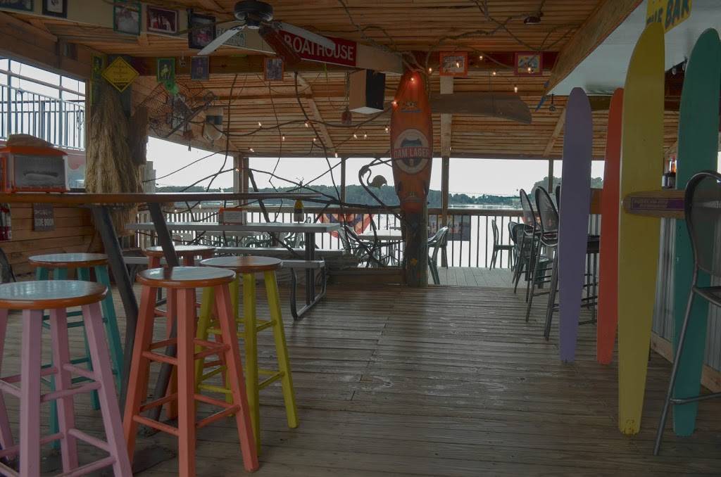 Virginia Dare Cruises & Marina | restaurant | 3619 Airport Rd, Moneta, VA 24121, USA | 5402977100 OR +1 540-297-7100