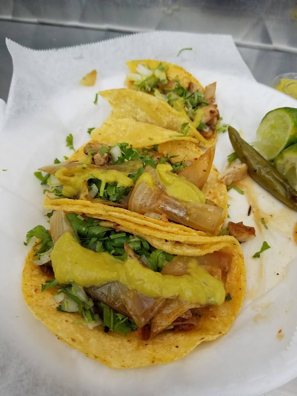 El Borrego Taqueria | restaurant | 3936 S Shaver St, Houston, TX 77034, USA | 8328870542 OR +1 832-887-0542