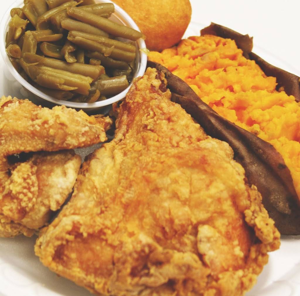 Pollards Chicken at London Bridge | restaurant | 100 London Bridge Rd, Virginia Beach, VA 23454, USA | 7573402565 OR +1 757-340-2565