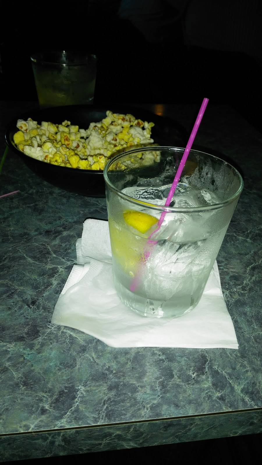 Jeffs On Rugby | restaurant | 1005 Rugby St, Oshkosh, WI 54902, USA | 9202317450 OR +1 920-231-7450