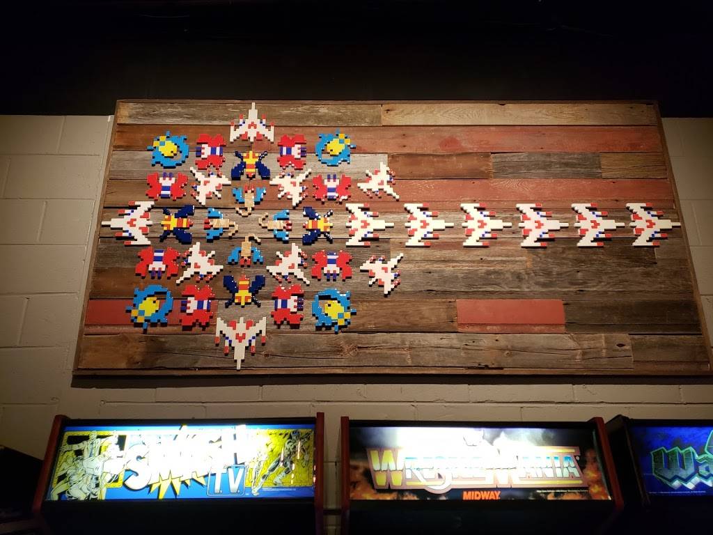 Izzys Arcade Bar | restaurant | 7421 N Milwaukee Ave, Niles, IL 60714, USA | 8478654999 OR +1 847-865-4999