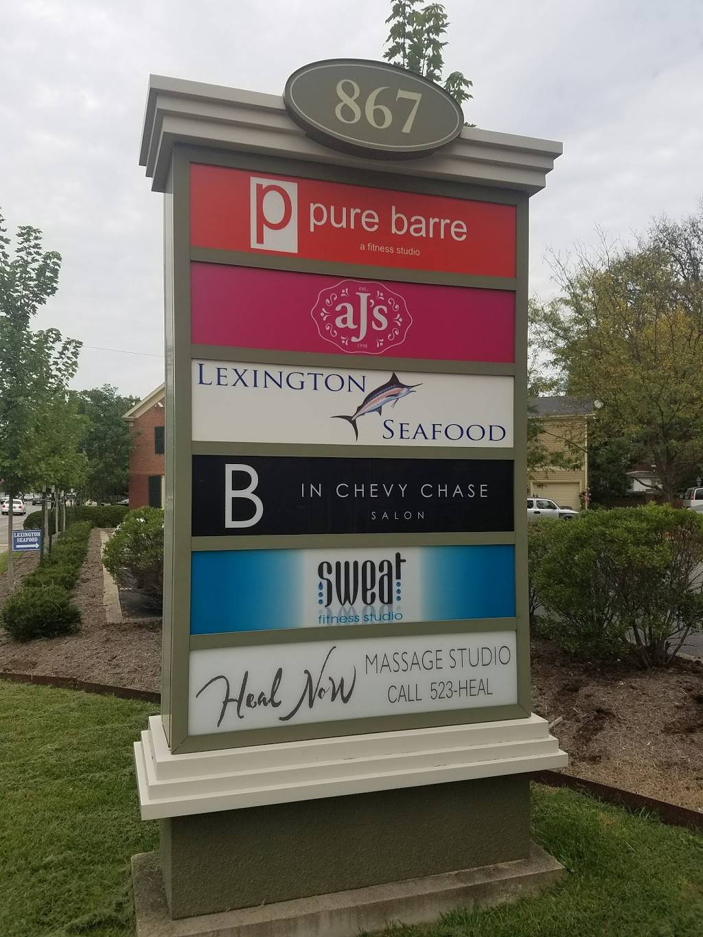 Lexington Seafood Co. | restaurant | 867 E High St, Lexington, KY 40502, USA | 8592668888 OR +1 859-266-8888