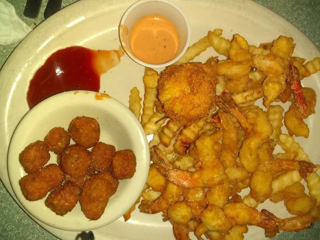 Musselwhites Seafood & Grill | restaurant | 125 US-17, East Palatka, FL 32131, USA | 3863269111 OR +1 386-326-9111