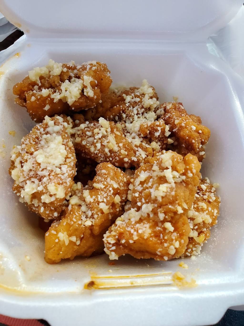 Heavenly Wings | restaurant | 1415 16th St, Vero Beach, FL 32960, USA | 7725622492 OR +1 772-562-2492