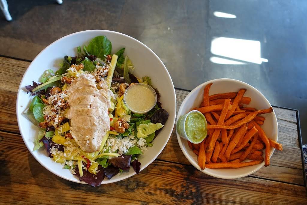 Greenleaf Gourmet Chopshop | restaurant | 3321 Hyland Ave, Costa Mesa, CA 92626, USA | 7148622480 OR +1 714-862-2480