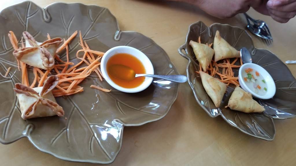 Le Thai Café | cafe | 2909 Mt Royal Blvd, Glenshaw, PA 15116, USA | 4124872307 OR +1 412-487-2307