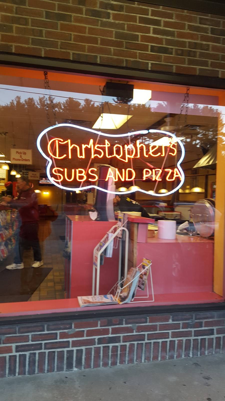 Christophers Subs & Pizza | restaurant | 264 Main Dunstable Rd, Nashua, NH 03062, USA | 6038832362 OR +1 603-883-2362