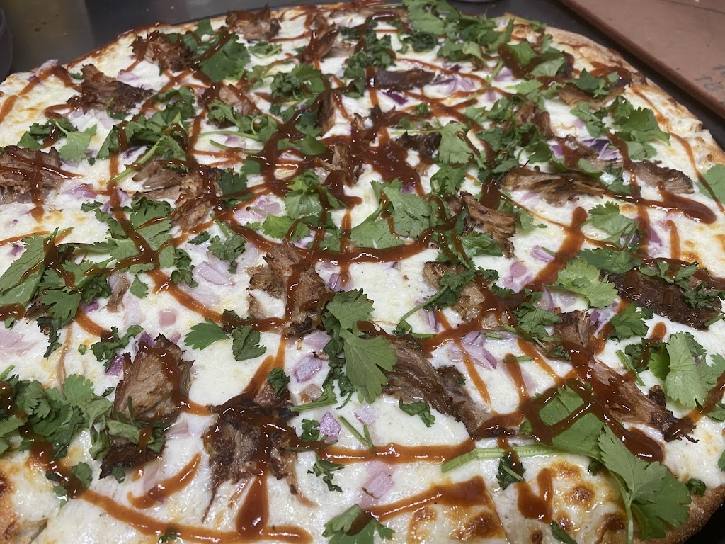 Red Hut Pizza | restaurant | 950 Main St, Susanville, CA 96130, USA | 5302572525 OR +1 530-257-2525