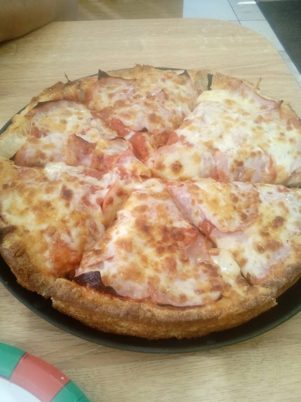 Nikos Pizza House | restaurant | 216 Harrisville Main St, Harrisville, RI 02830, USA | 4015688666 OR +1 401-568-8666