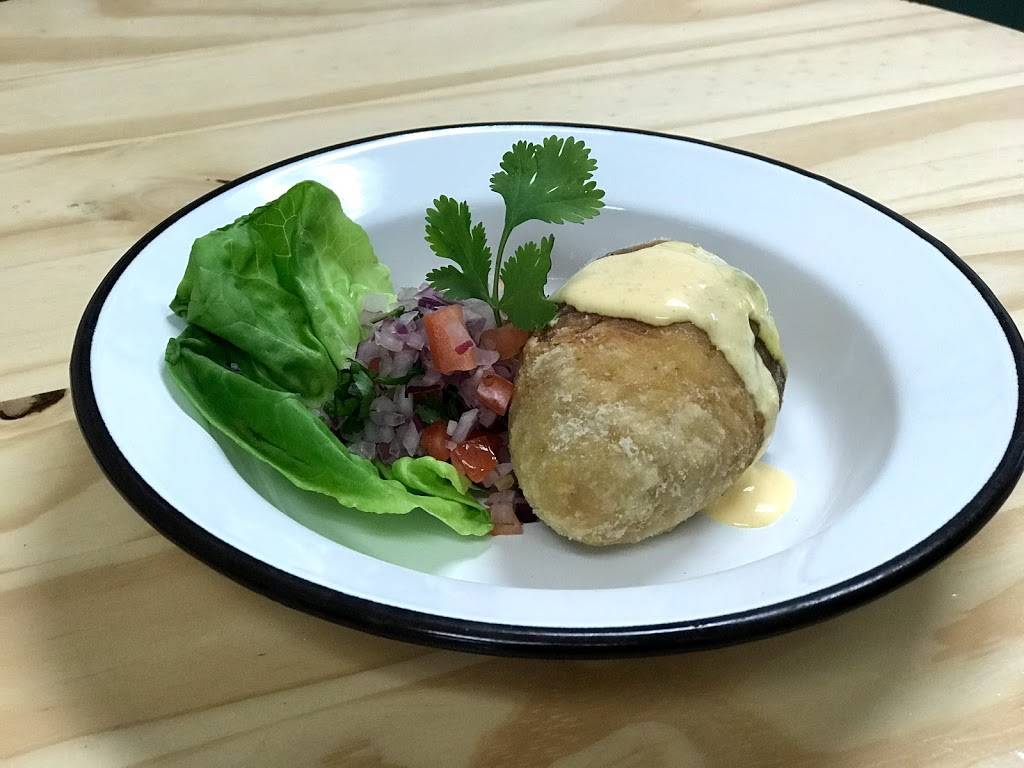 Barra Brava Peruvian Seafood | restaurant | 15921 Frederick Rd, Rockville, MD 20855, USA | 3013555325 OR +1 301-355-5325