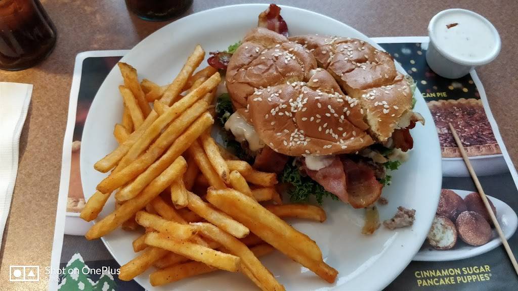 Dennys | restaurant | 55 Jr Rd, Selma, NC 27576, USA | 9199653275 OR +1 919-965-3275