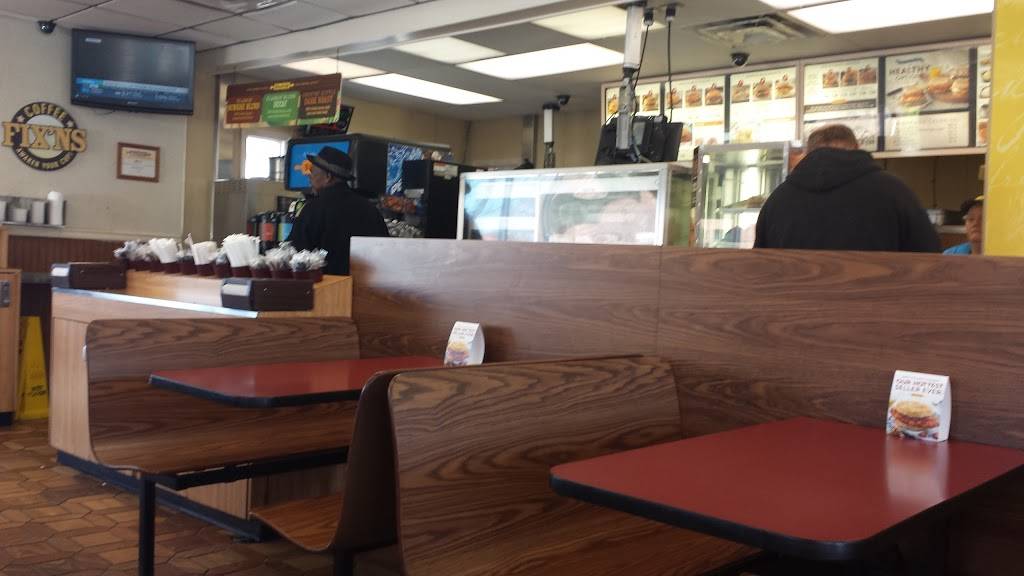 Biscuitville | cafe | 575 Patton St, Danville, VA 24541, USA | 4347998036 OR +1 434-799-8036