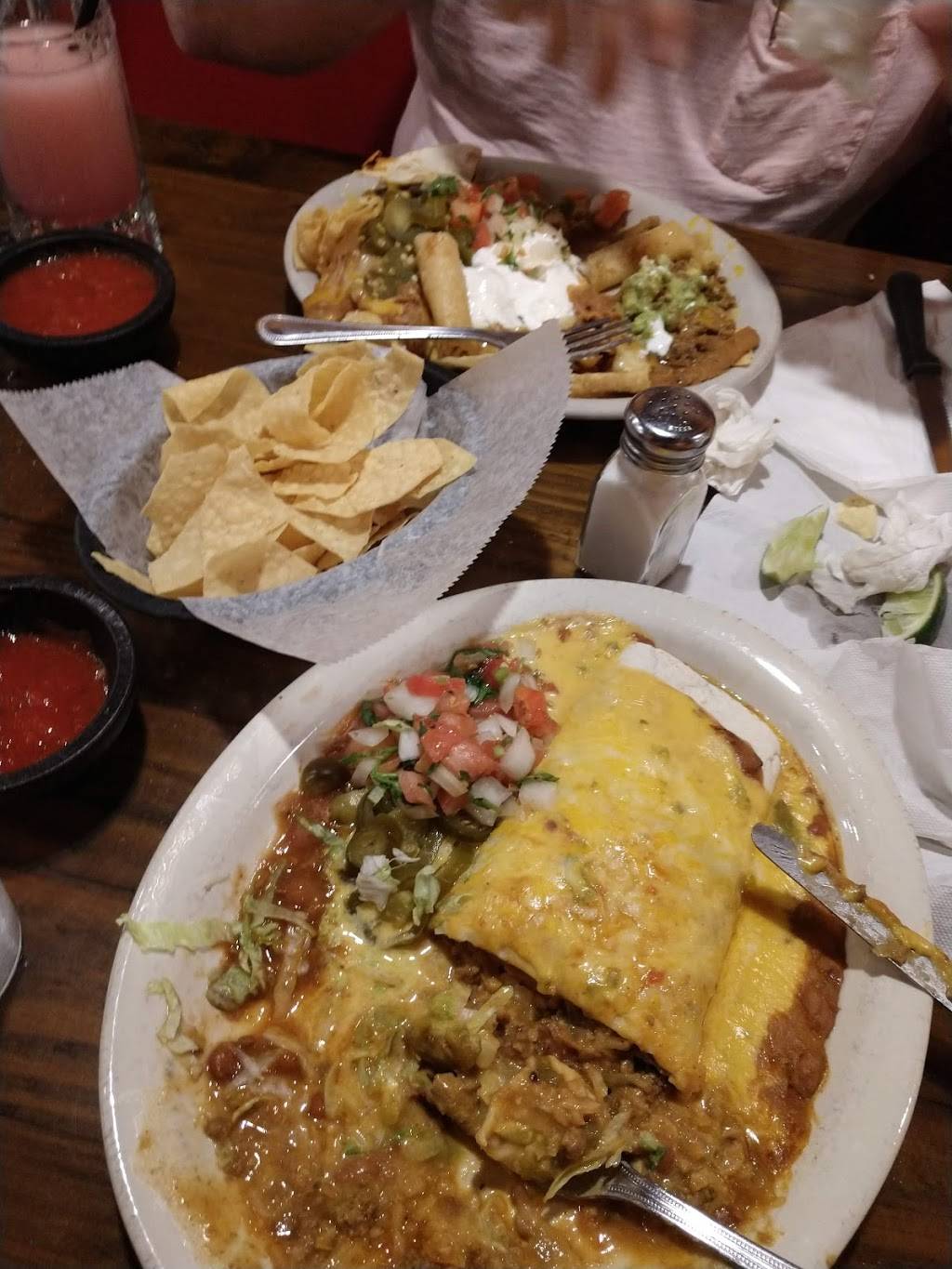 Casa Olé | restaurant | 1015 N Main St, Vidor, TX 77662, USA | 4097698906 OR +1 409-769-8906