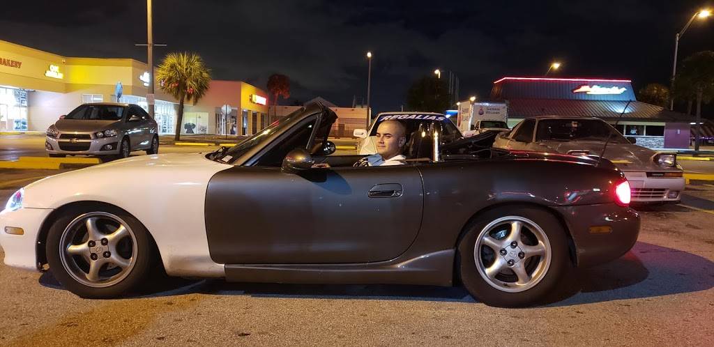 Bird 107 Plaza | shopping mall | 10591, 10695 SW 40th St, Miami, FL 33165, USA | 3059471664 OR +1 305-947-1664