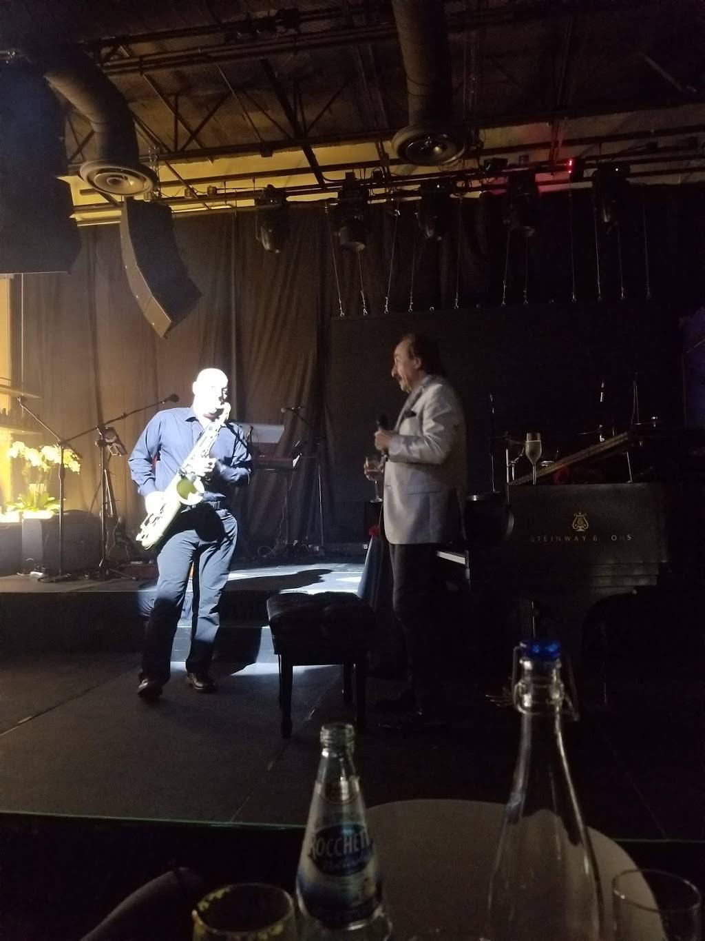 Groove Steak Bar | restaurant | 4285 NW 107th Ave, Doral, FL 33178, USA | 7866226732 OR +1 786-622-6732