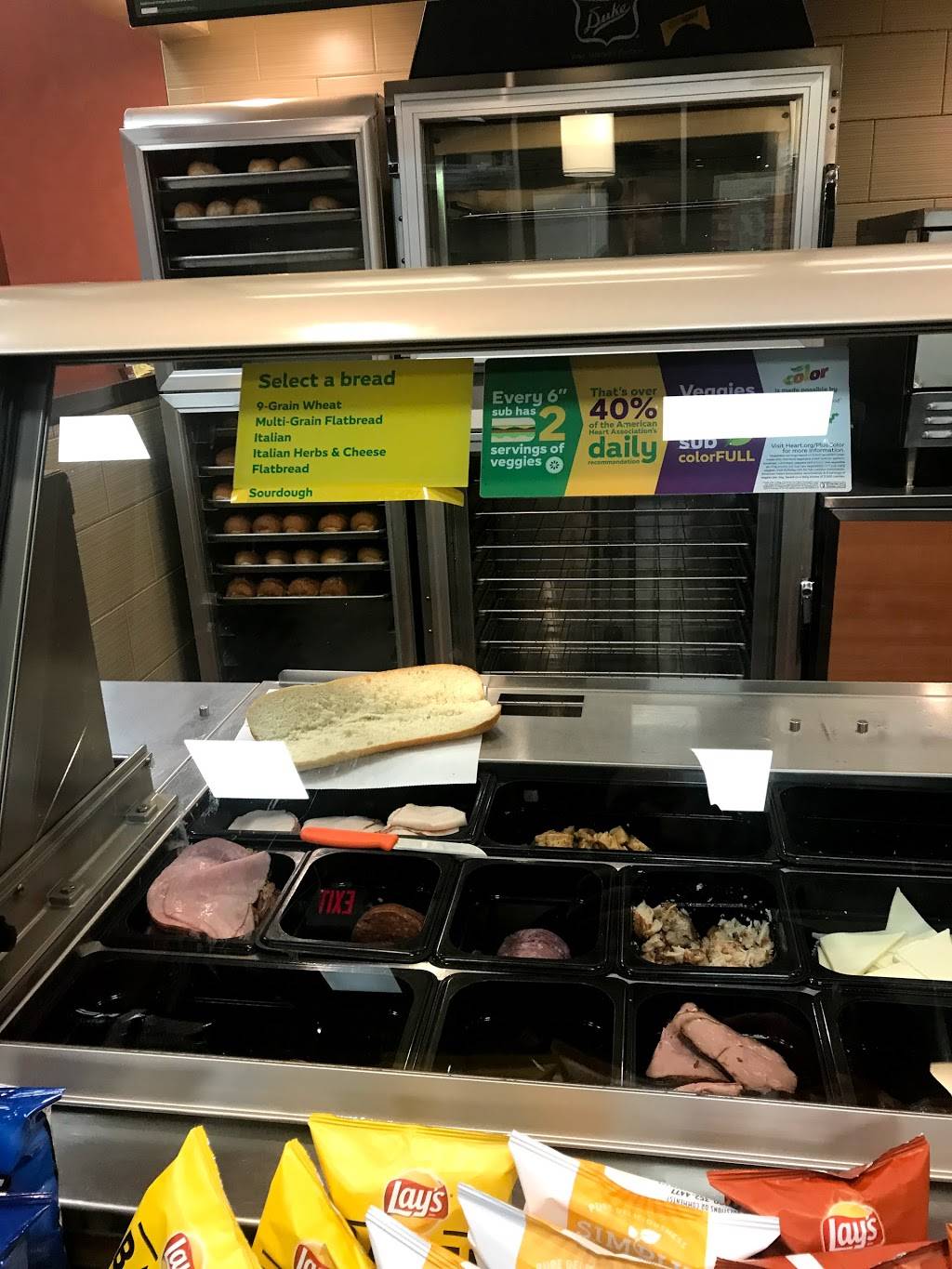 Subway Restaurants | restaurant | 875 1st St Unit 1, Gilroy, CA 95020, USA | 4088423010 OR +1 408-842-3010