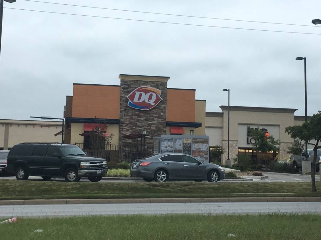 Dairy Queen | restaurant | 6417 McCart Ave, Fort Worth, TX 76133, USA | 8172923393 OR +1 817-292-3393