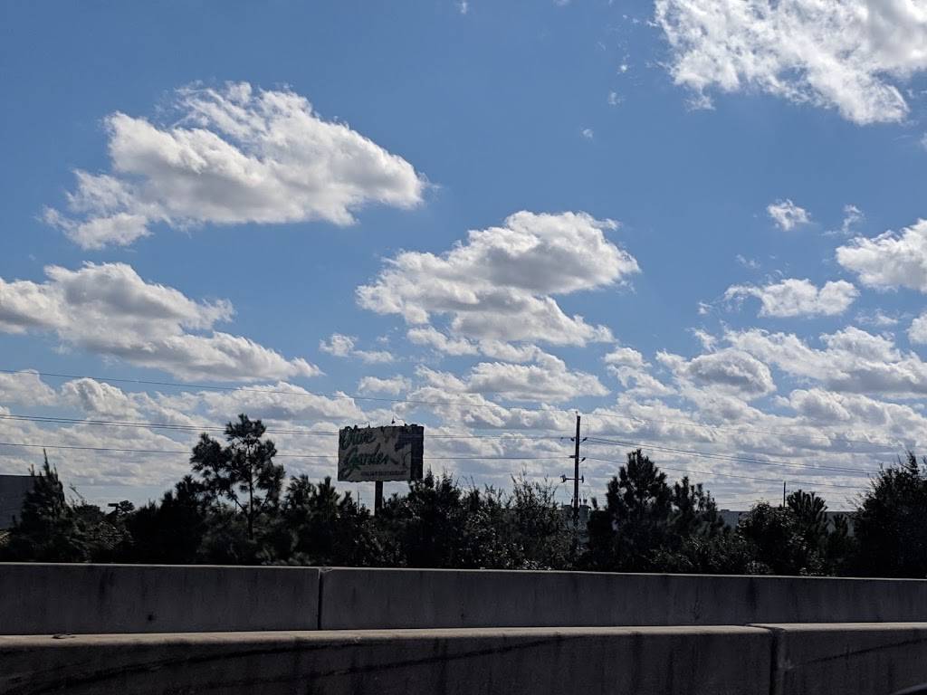 Flying J Travel Center | restaurant | 15919 North Fwy, Houston, TX 77090, USA | 2818930423 OR +1 281-893-0423