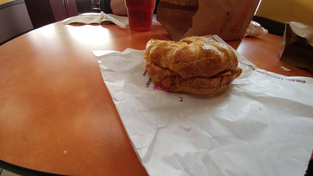 Dunkin | bakery | 12045 Lebanon Rd, Sharonville, OH 45241, USA | 5135636022 OR +1 513-563-6022
