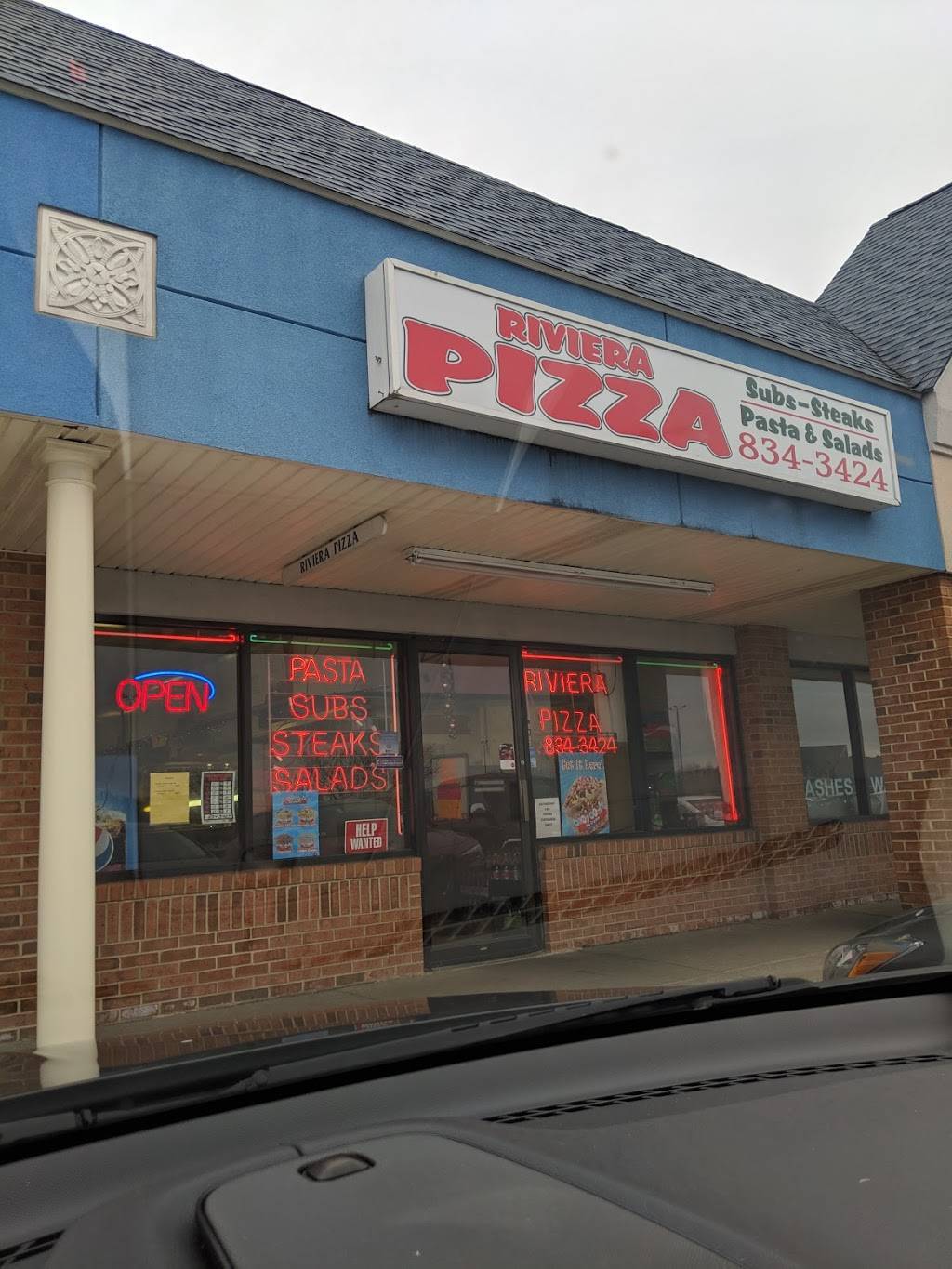 Riviera Pizza | restaurant | 124 Fox Hunt Dr, Bear, DE 19701, USA | 3028343424 OR +1 302-834-3424